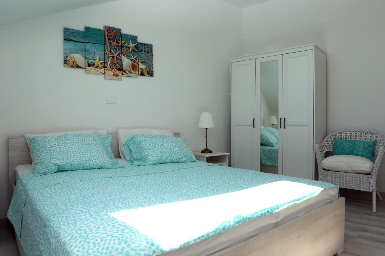 Sweet Suite With Free Private Parking Pula Exterior foto