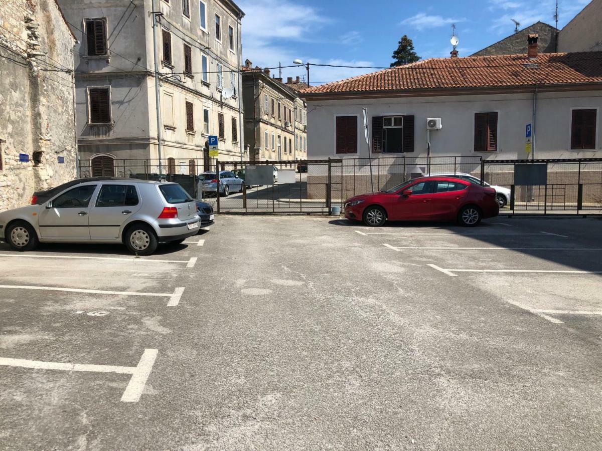 Sweet Suite With Free Private Parking Pula Exterior foto